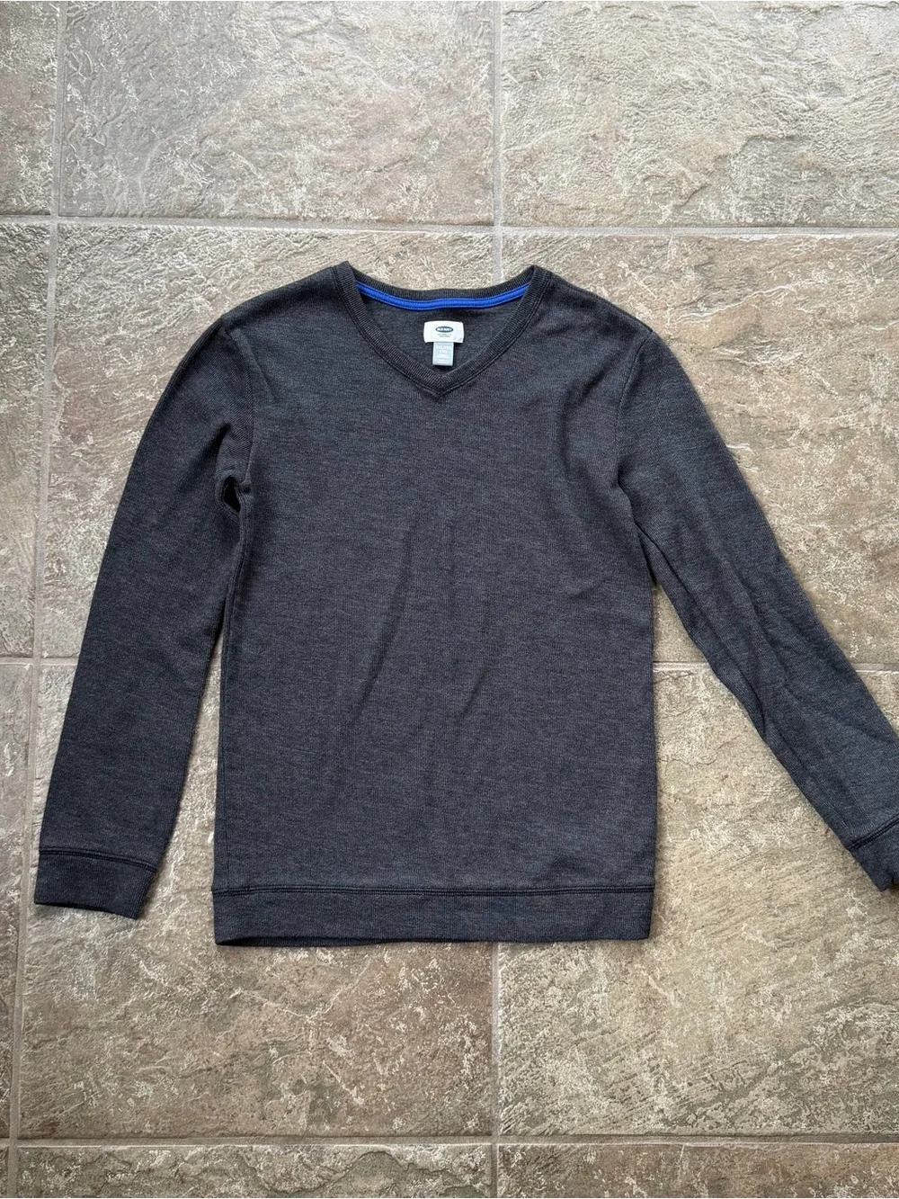 Boy’s Old Navy Charcoal V-Neck Sweater — Timeless Everyday Knit XXL 18